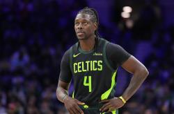 包含转会期波士顿凯尔特人调整名单以备欧篮联，状态回暖环节打磨，球迷炸锅，团队化学反应显著的词条-爱游戏足球官网