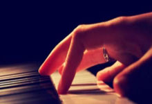 dbsssgsg中文-爱游戏体育